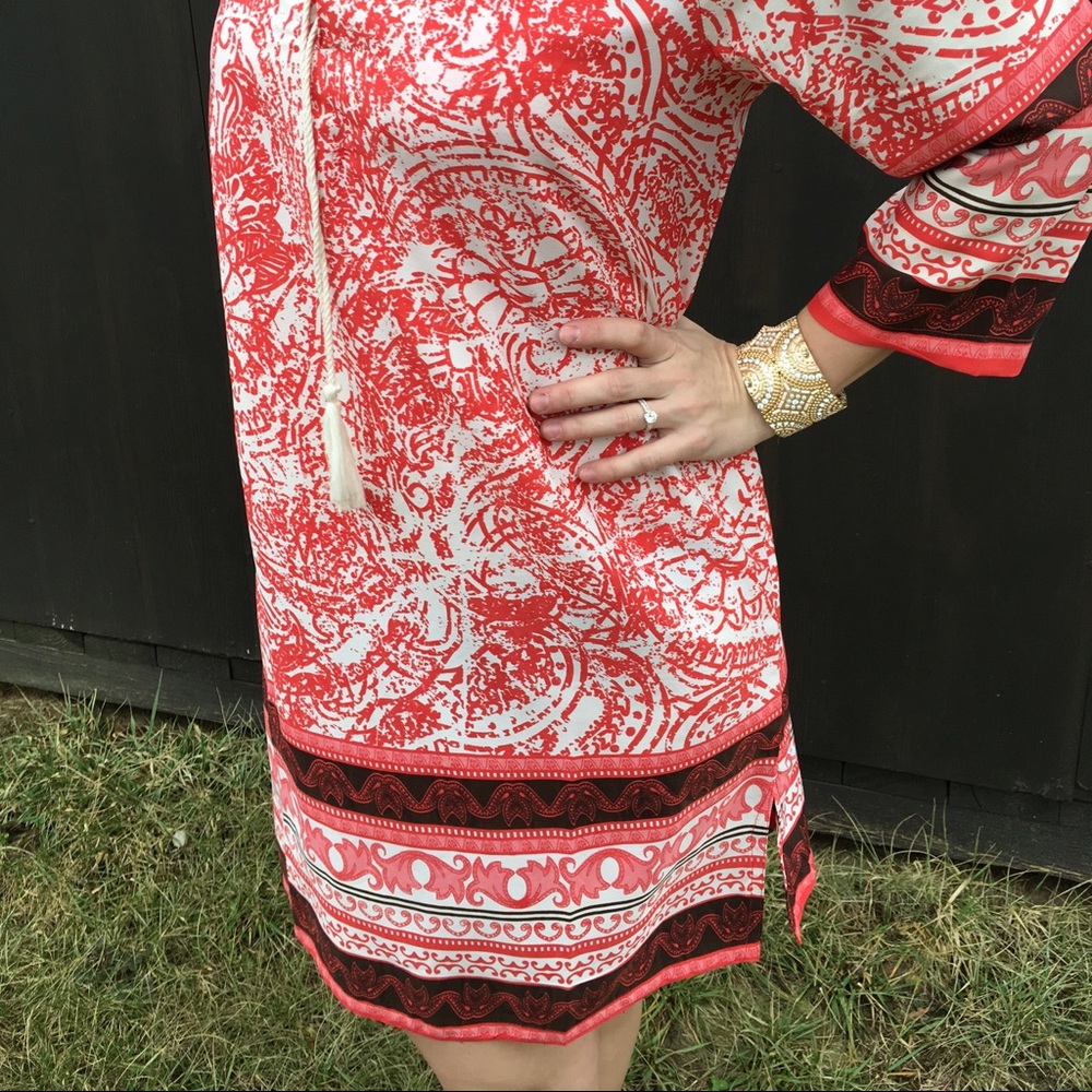 Chic Bright Pattern Shift Dress - Picture 3 of 4