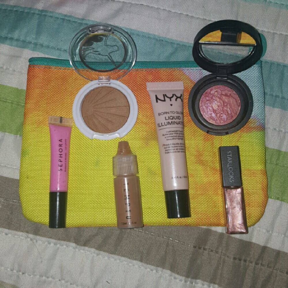 Makeup lot!!
