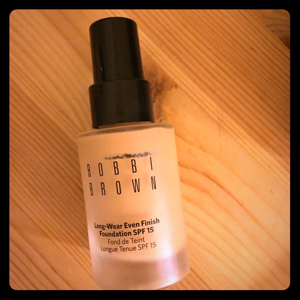 Bobbi brown long-wear even finish foundation SPF15