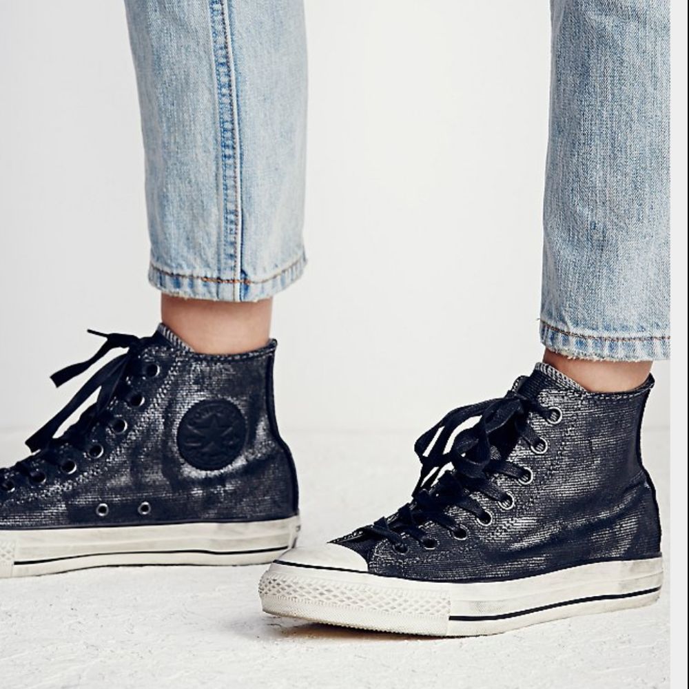 Meet your Posher, The Shoe Ambassador