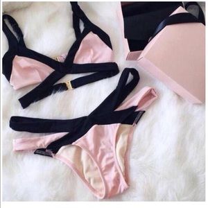SPLICING HOLLOW OUT SEXY SWIMWEAR BIKINI SWIMSUIT