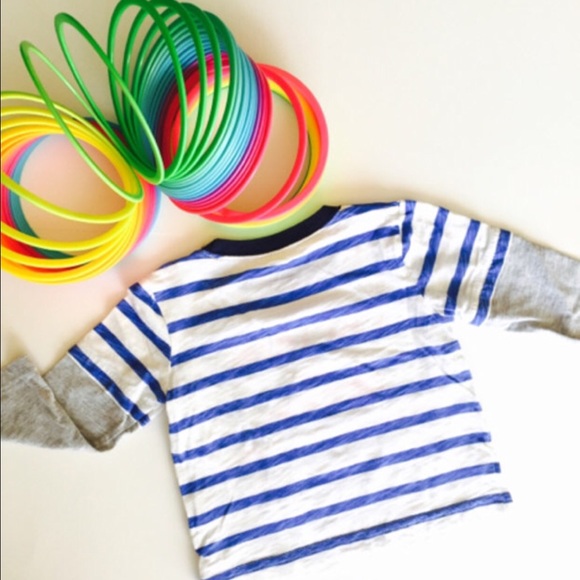 Carter's 18 Month Raglan - Picture 2 of 3