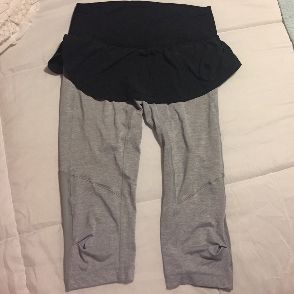 lulu lemon leggings w/ skirt attached