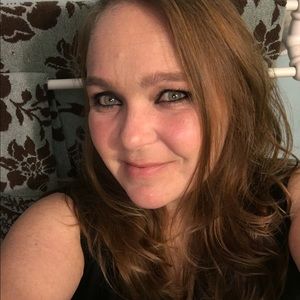 Meet your Posher, Candace