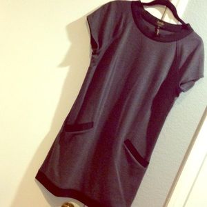 Grey pockets dress from Laundry by Shelli Segal