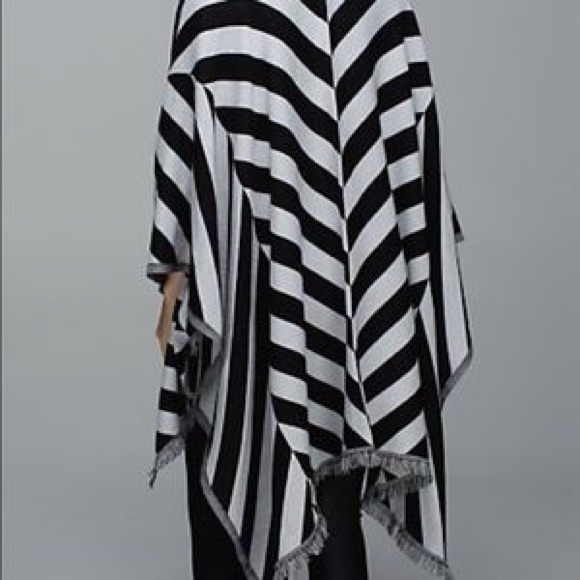 Lululemon pranayama scarf - Picture 3 of 3