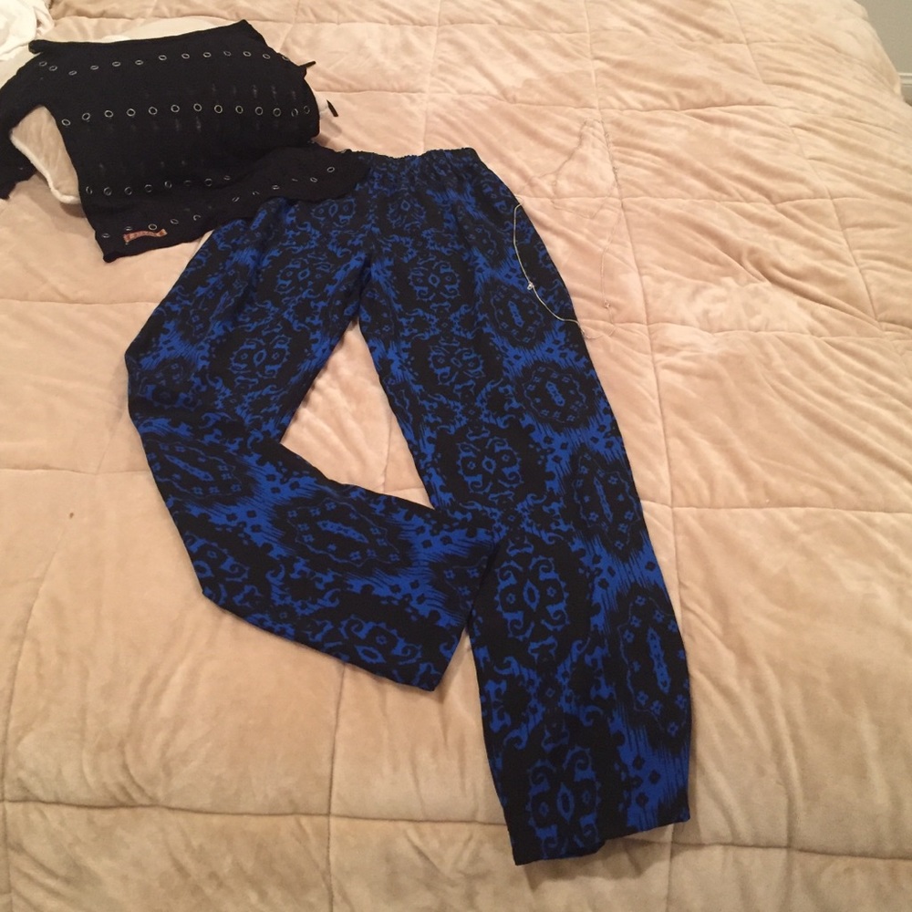 Chic pants black and blue