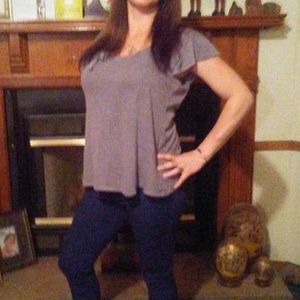 Meet your Posher, Alexis