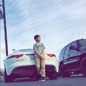 Meet your Posher, Johnathan