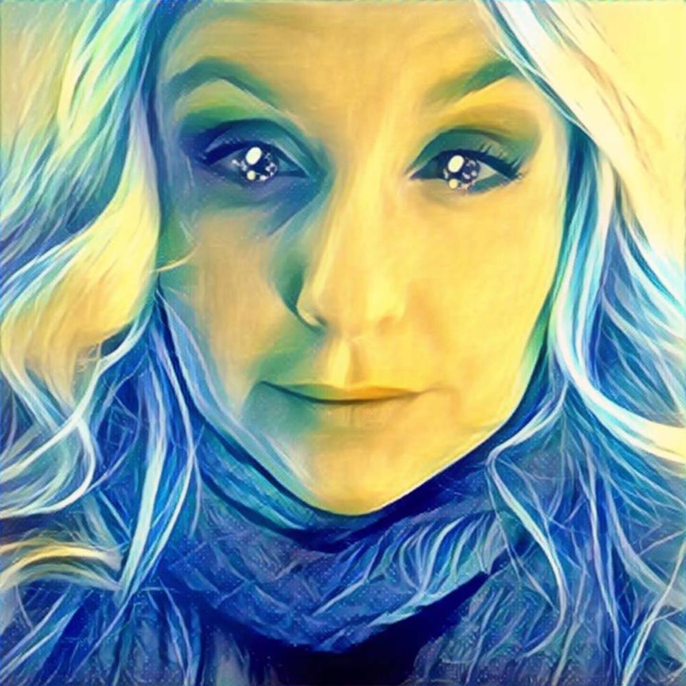 Meet your Posher, Tiffany