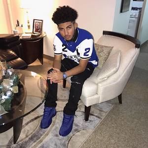 Meet your Posher, Stephen