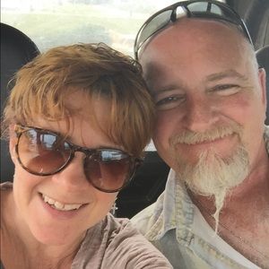 Meet your Posher, Debra