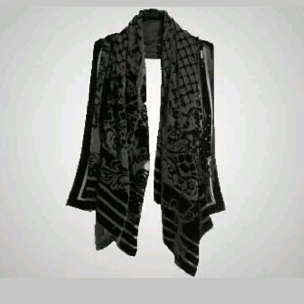 H&M Balmain Black Velvet Pattern Scarf