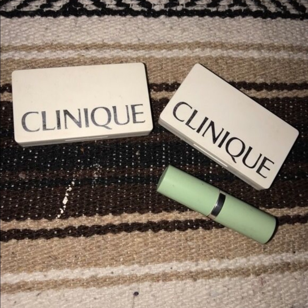 Eyeshadow & Lipstick