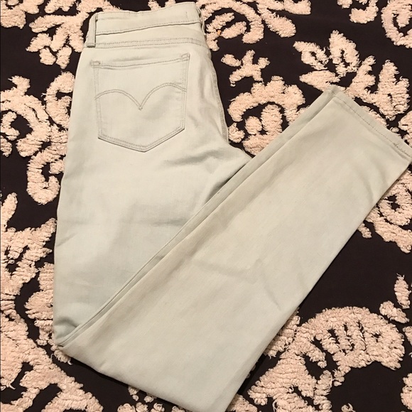 Levi's 711 Skinny - Addl pics! - Picture 2 of 4