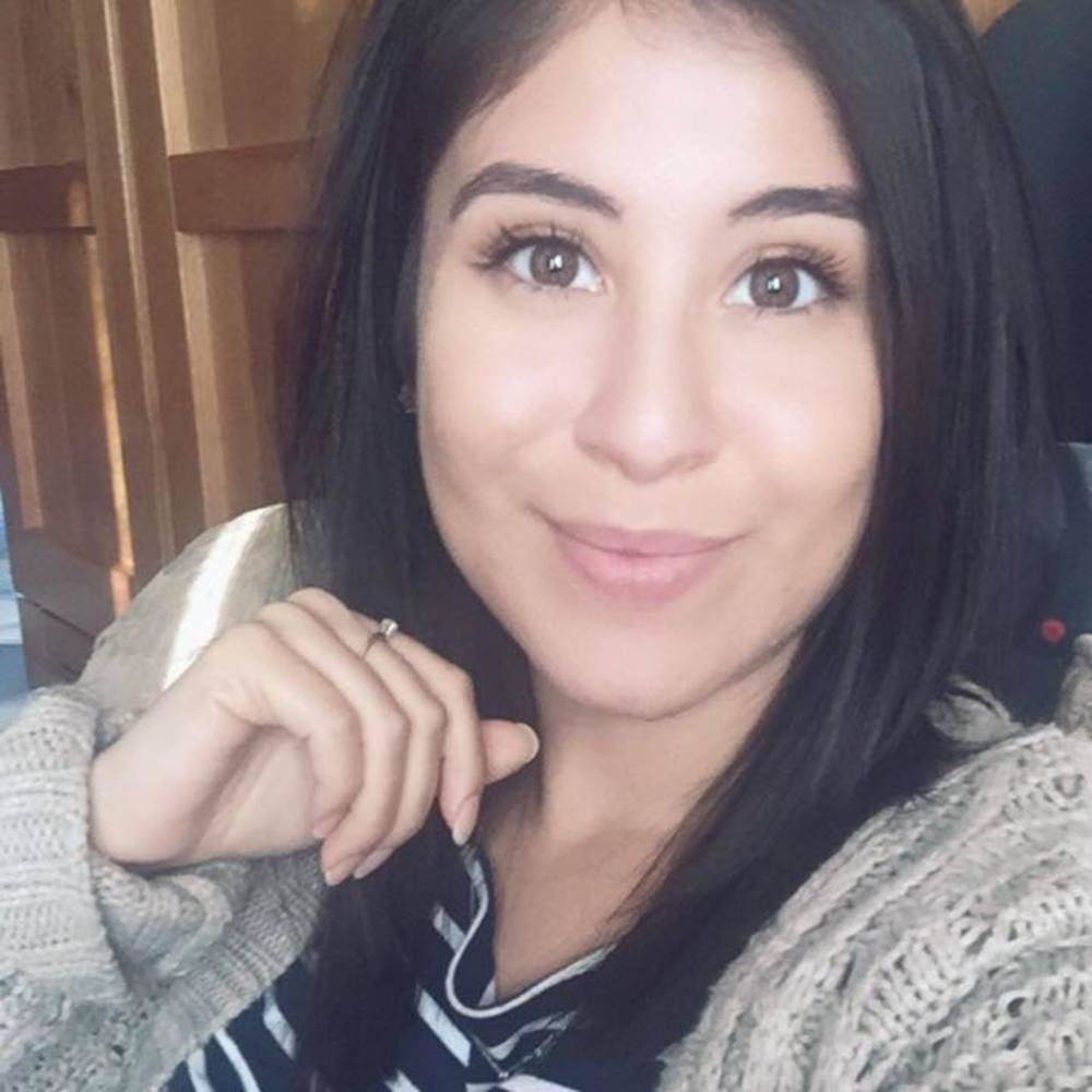 Meet your Posher, Ariana