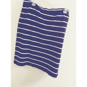 Striped knee length skirt