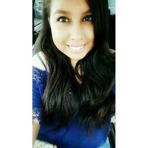 Meet your Posher, Irasema