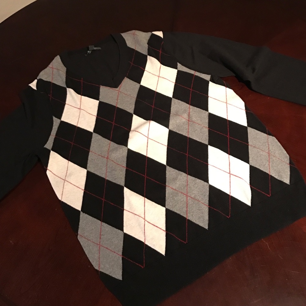 Express V-Neck Argyle Sweater