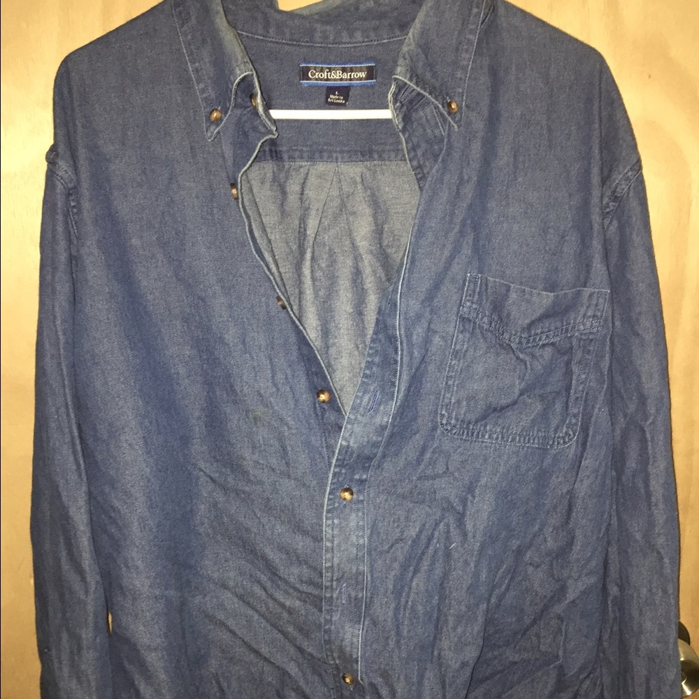Croft and barrow denim shirt size L