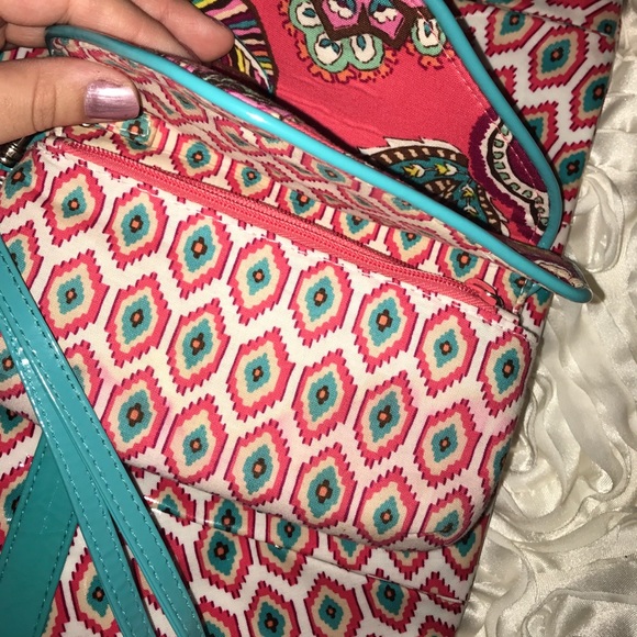 Vera Bradley Tote & Wallet - Picture 2 of 4
