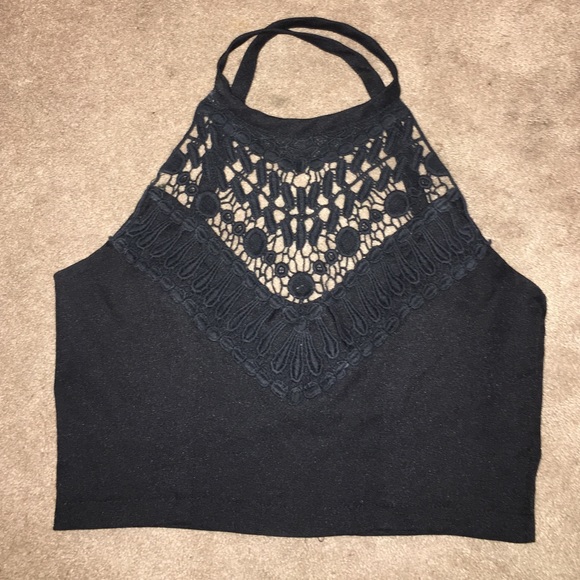 LF black laced crop top 🖤 - Picture 1 of 4