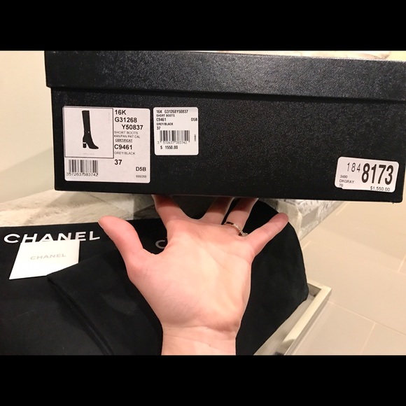 Authentic Chanel boots! - Picture 3 of 4