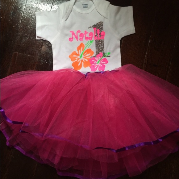 Luau🌺 Birthday Outfit Custom Made - Picture 4 of 4