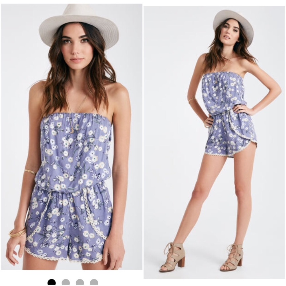 Floral print strapless romper with envelope shorts