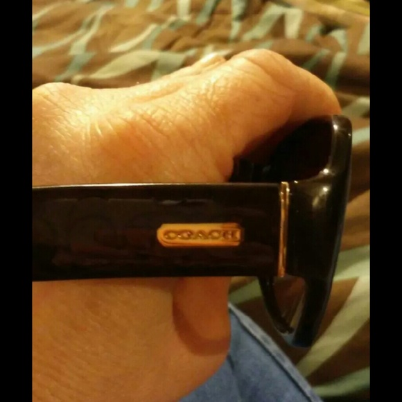 Coach sunglasses - Picture 1 of 2