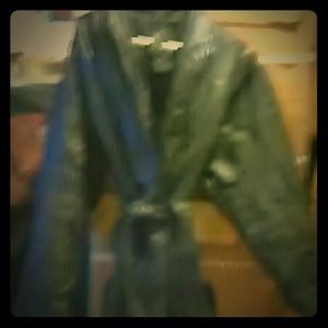 Genuine leather ladies quarter length jacket