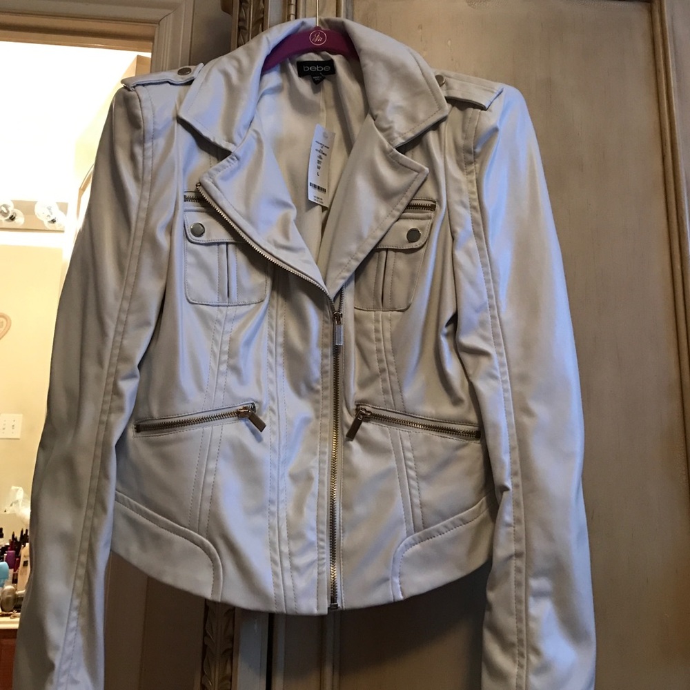 Beautyfull jaket size L bebe