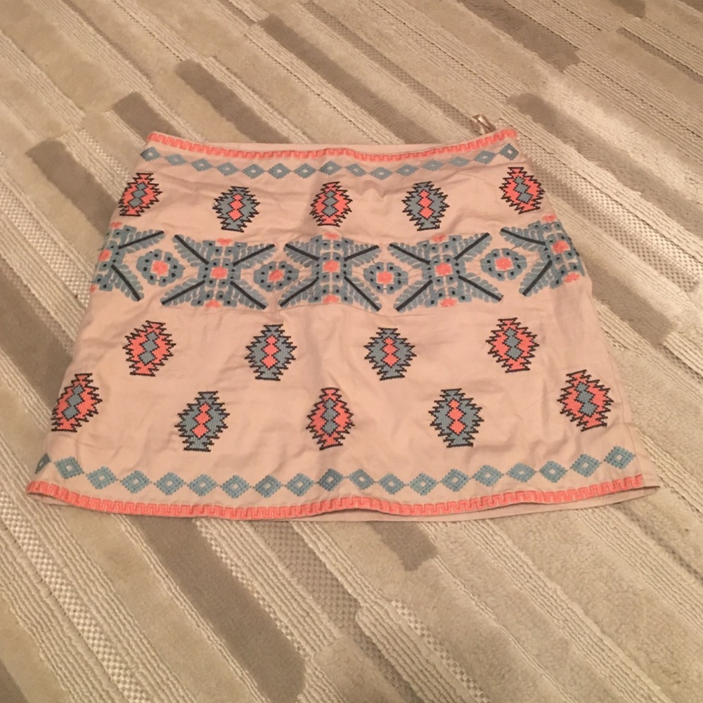 mini skirt-like new, wore once!