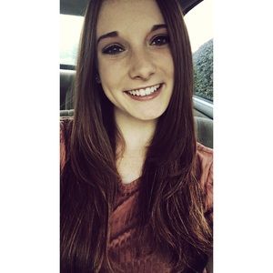 Meet your Posher, Natalie