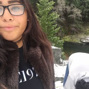 Meet your Posher, Yamilet