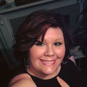 Meet your Posher, Cierra