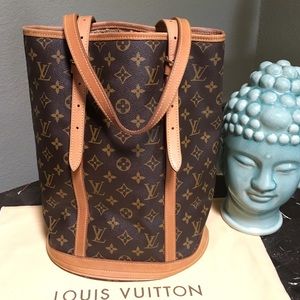Authentic LV Bucket GM