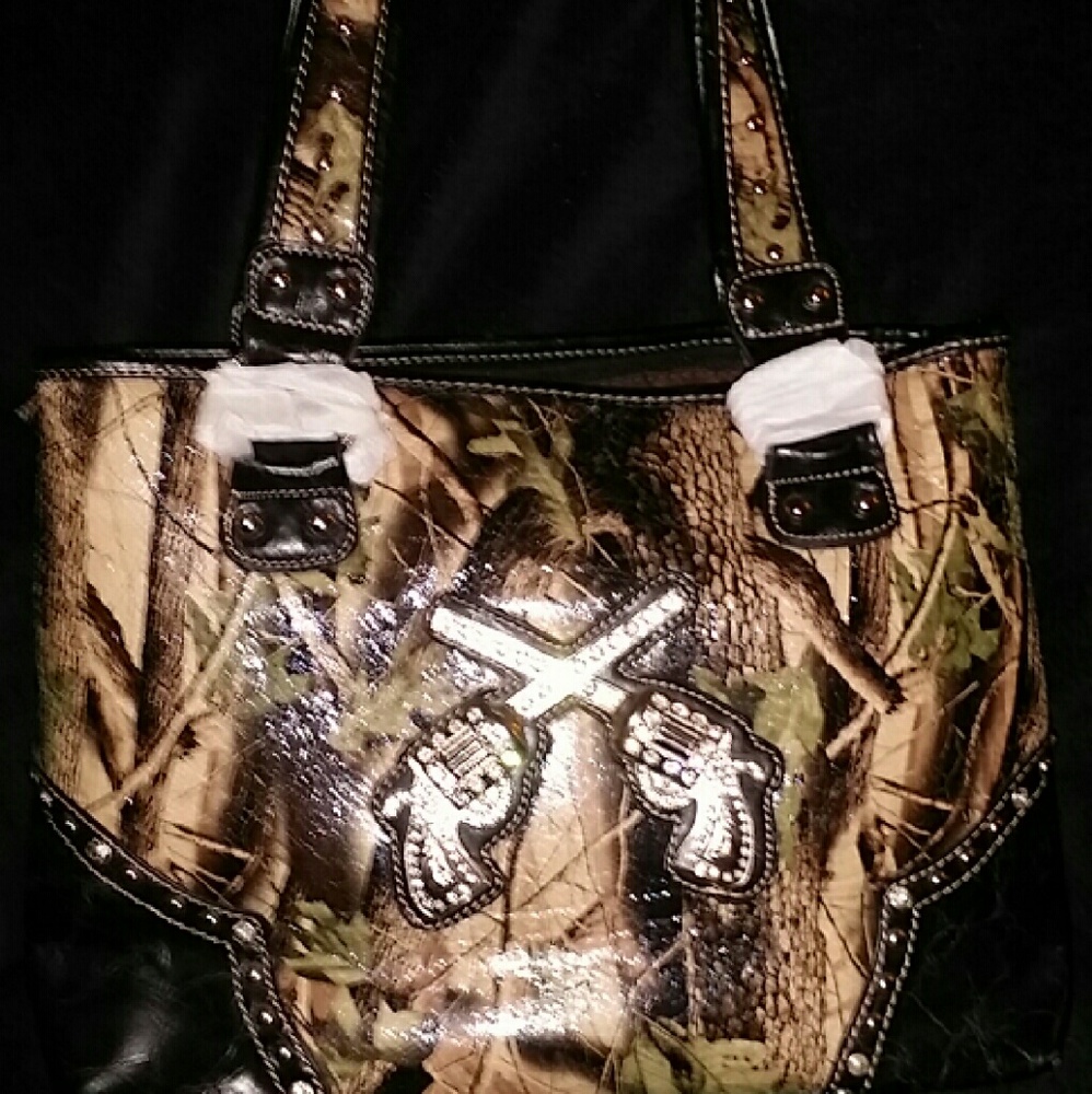 brand new camo rhinestone pistol Montana West bag