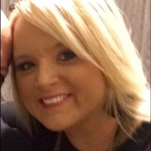 Meet your Posher, Amy - Picture 1 of 1