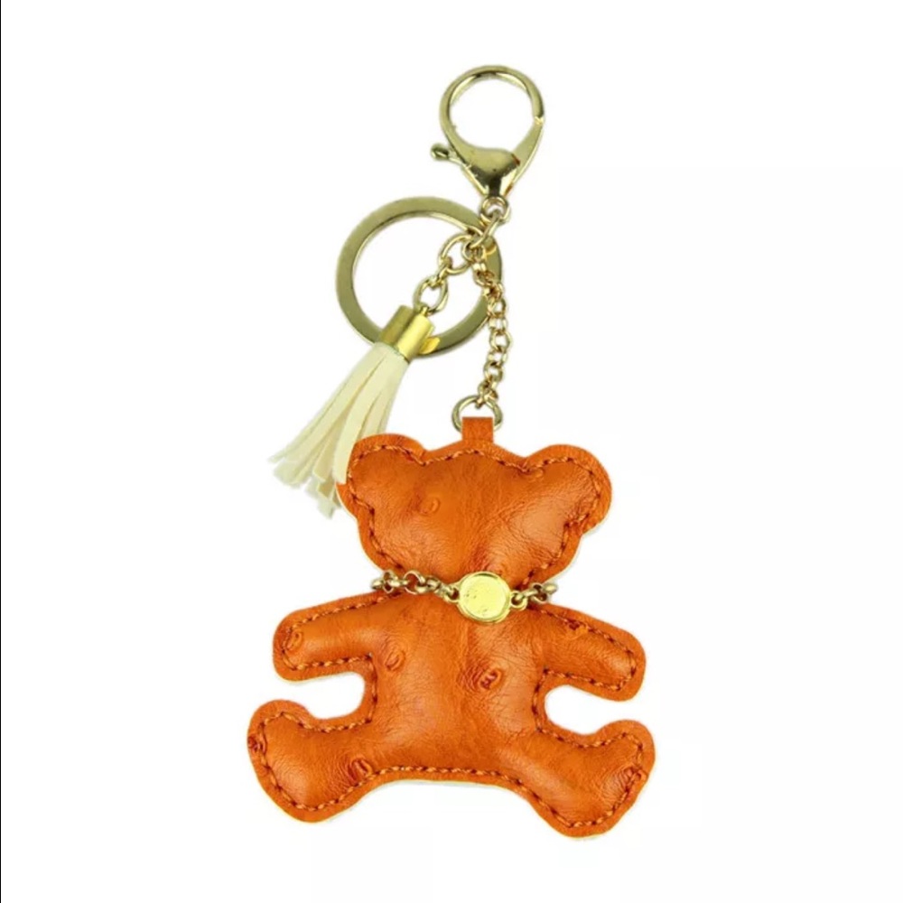 LEATHER BEAR KEY CHAIN!