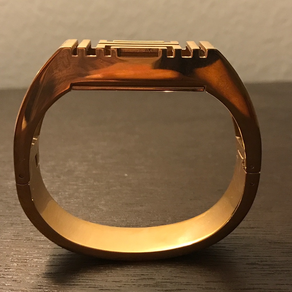 Fitbit Tory Burch bracelet