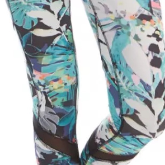 Gottex Capri Leggings Yoga Workout Gym Exercise - Picture 4 of 4