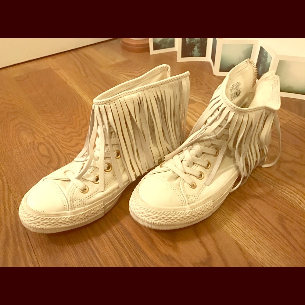 Converse fringe white shoes