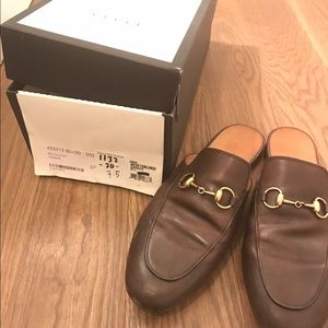 Gucci flat sandals 100% Authentic