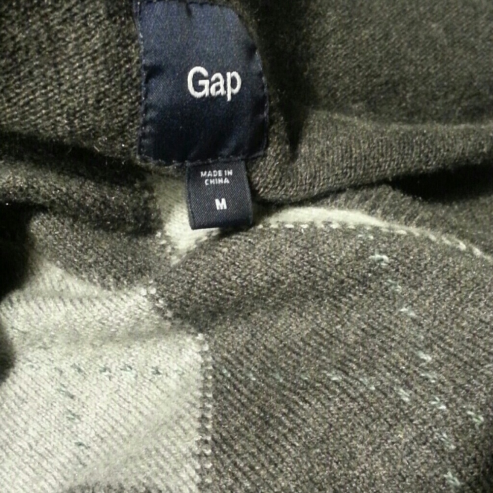 Light Grey on Dark Grey