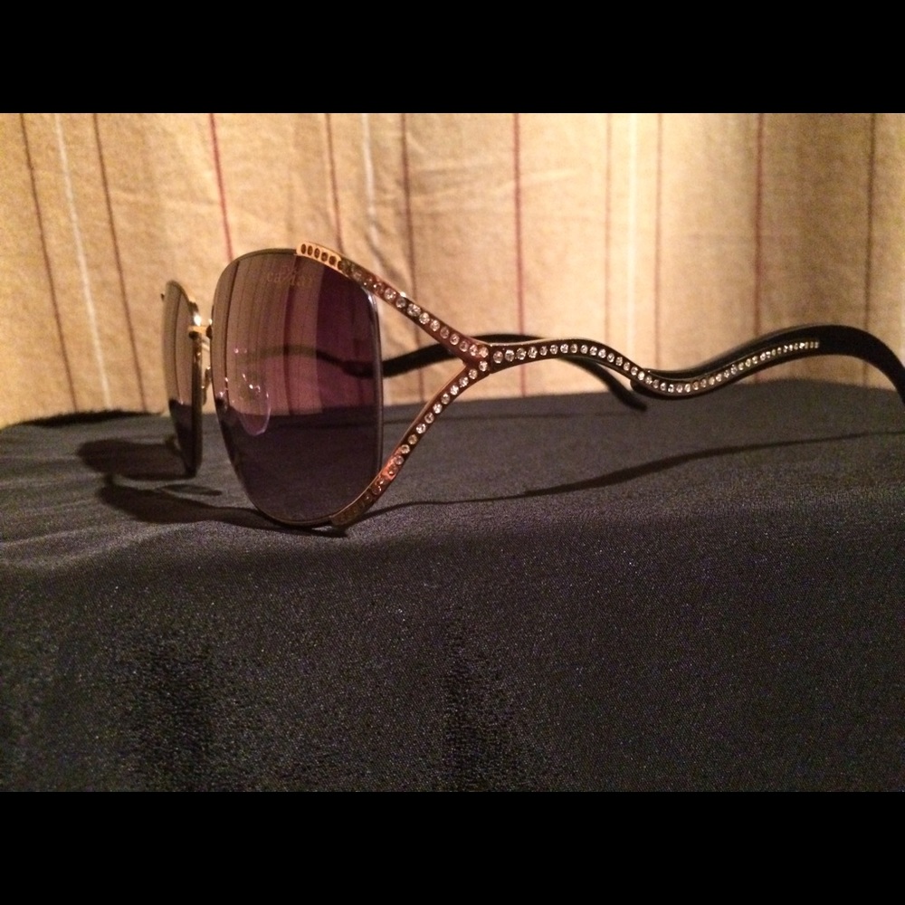 Sunglasses - Picture 2 of 2