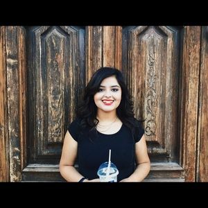 Meet your Posher, Andrea