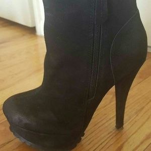 Kelsi Dagger womens leather booties