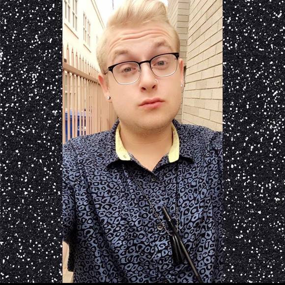 Meet your Posher, Tyler - Picture 1 of 1