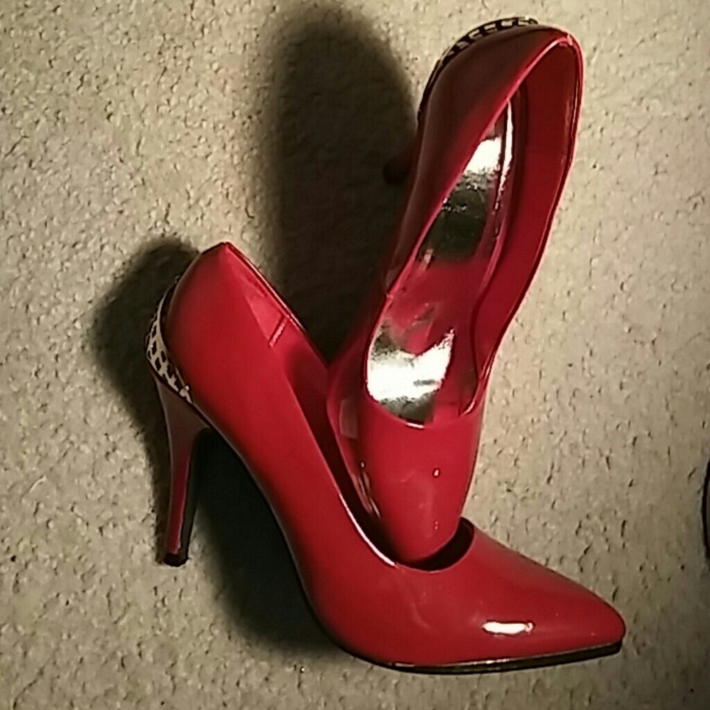 Red and gold shoez